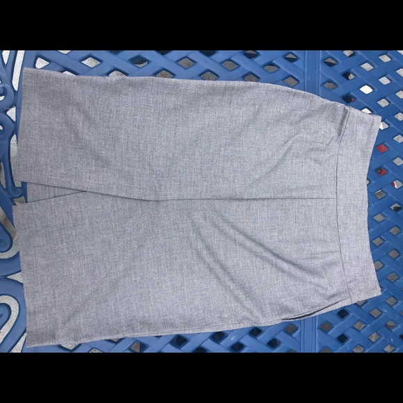 Grey Pencil Skirt. Never worn! - Picture 6 of 7